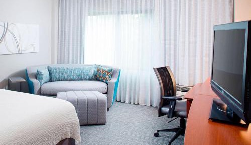 King Room with Sofa Bed