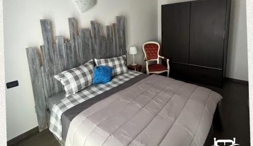 One-Bedroom Standard Apartment