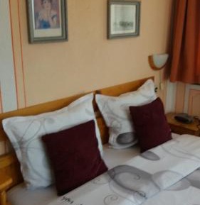 Double Room with Balcony (3 Adults)