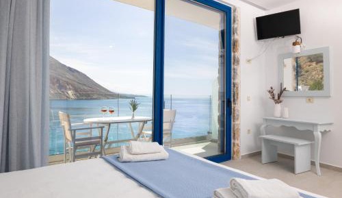 Quadruple Room with Sea View