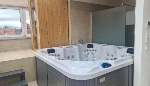 Double Room with Spa Bath