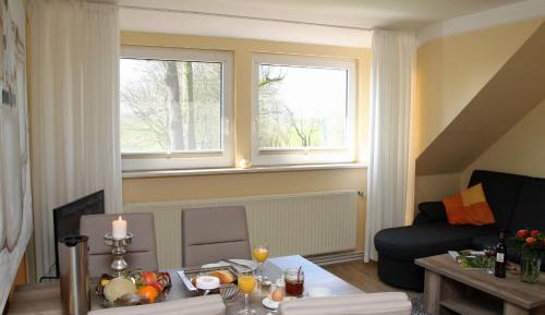 Apartment (2 Adults)