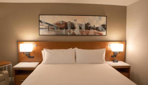 Standard King Room