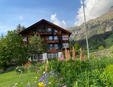 Apartment with Garden View