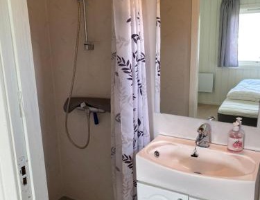 Apartment (4 Adults)