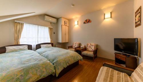 Twin Room with Shower