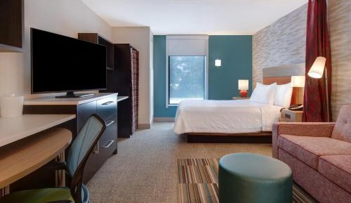 Queen Studio Suite
