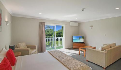 Deluxe Spa Studio