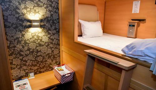 Relax Cabin for Female - Upper row