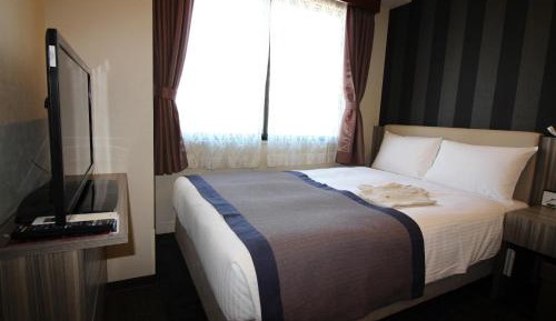 Small Double Room - Non-Smoking