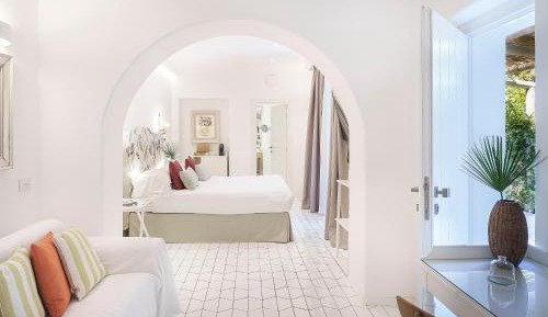 Junior Suite with Garden View