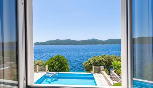 Two-Bedroom Holiday Home