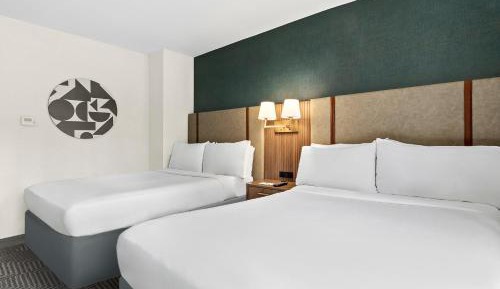 Standard Double Room with Two Double Beds and City View