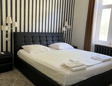 Superior Family Room