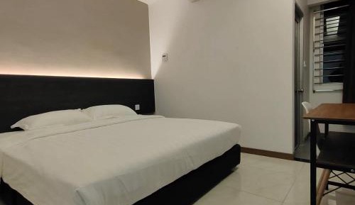 Double Room with Private Bathroom