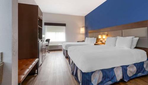 Queen Room with Two Queen Beds