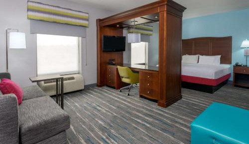 King Studio Suite - Non-Smoking