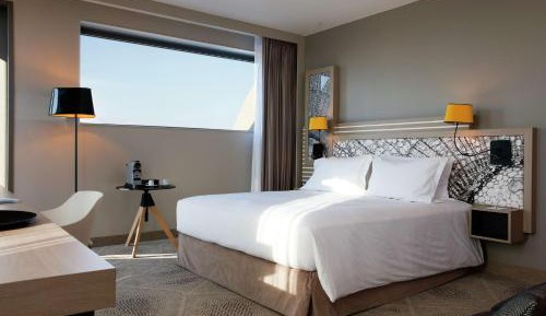 One-Bedroom King Suite