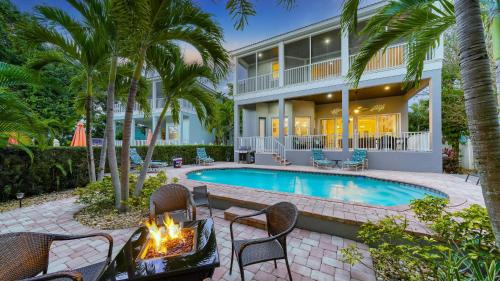 Four-Bedroom Holiday Home