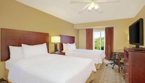 Two-Bedroom Suite with One King And Two Double Beds - Non-Smoking