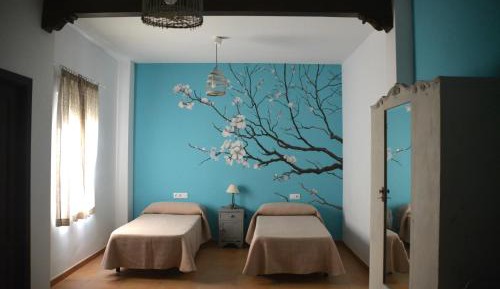 Twin Room with Private Bathroom