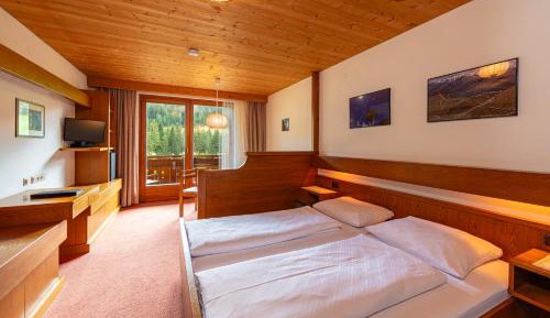 Standard Double Room with Balcony or Garden Access