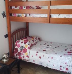 Twin Room with Shared Toilet