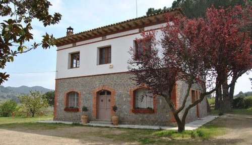Eight-Bedroom House