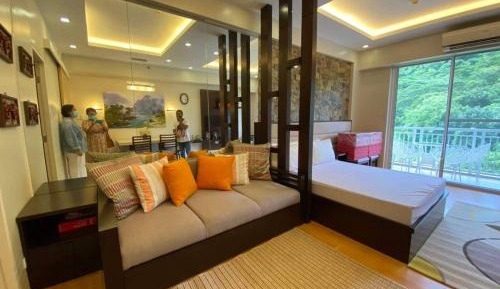 Studio Apartment