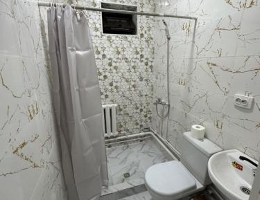 Twin Room with Private Bathroom