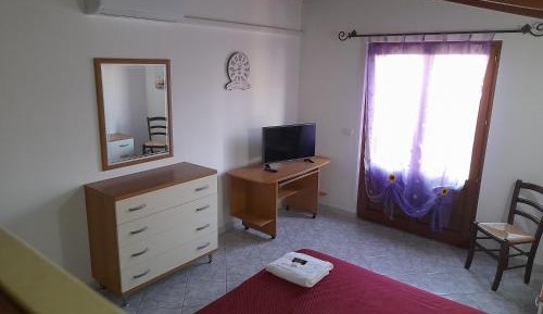 Deluxe Double Room with Extra Bed