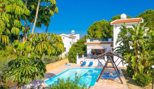  Villa with Private Pool