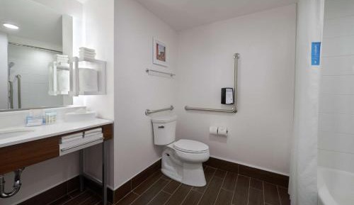 King Room - Disability Access/Non-Smoking