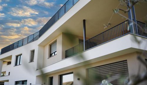 Apartment with Terrace