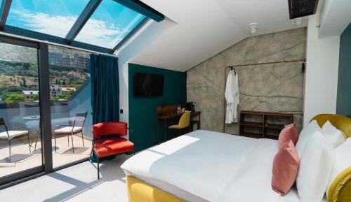 King Room