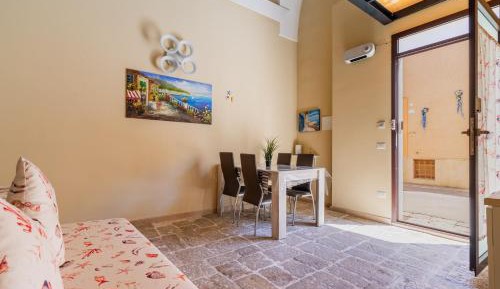 Superior One-Bedroom Apartment