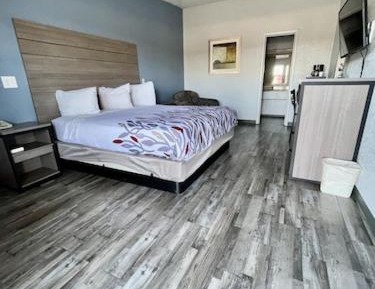 Economy Single Room