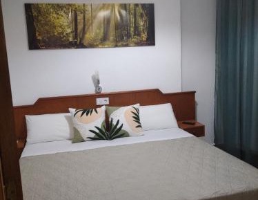 Twin Room with Private Bathroom