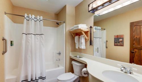 Deluxe Double Room with Two Double Beds