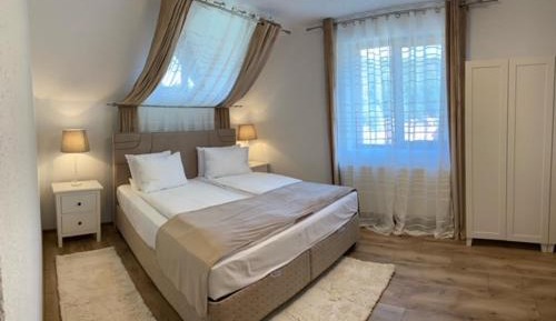 Two-Bedroom Apartment - Elm - Family