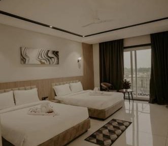 Superior King Room