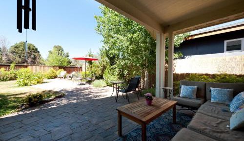 Three-Bedroom Holiday Home 