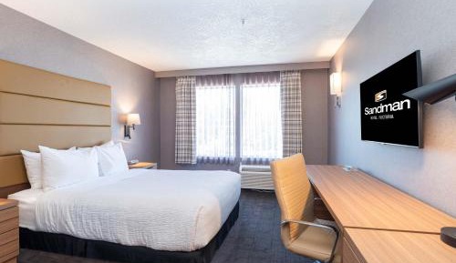 Standard Room, 1 Queen Bed