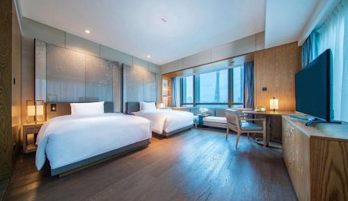 Deluxe Queen Room with Two Queen Beds and River View