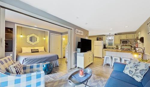 One Bedroom Apartment