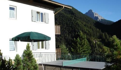 Double Room with Balcony and Mountain View