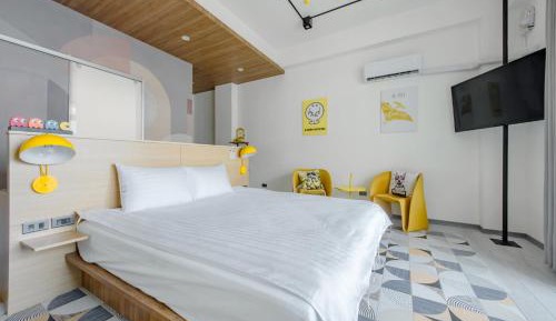 Superior Double Room with Balcony