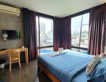 Deluxe Double Room with Shower