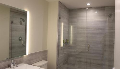 Executive Suite, 1 King, Alternate bed: sofa bed