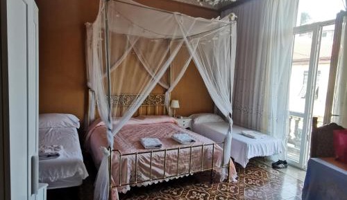 Superior King Suite